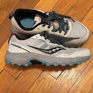 Saucony light gray and Black Athletic Shoes